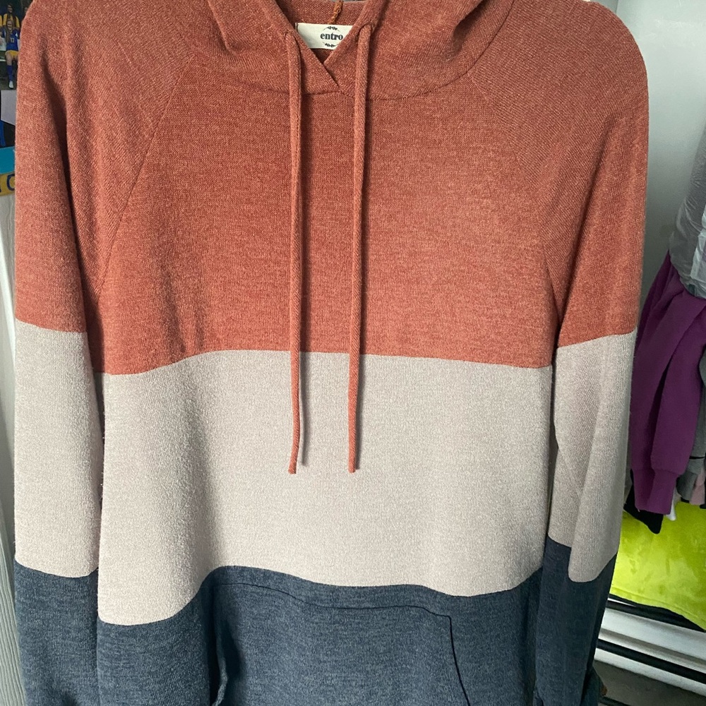 Fall like cute sweatshirt!